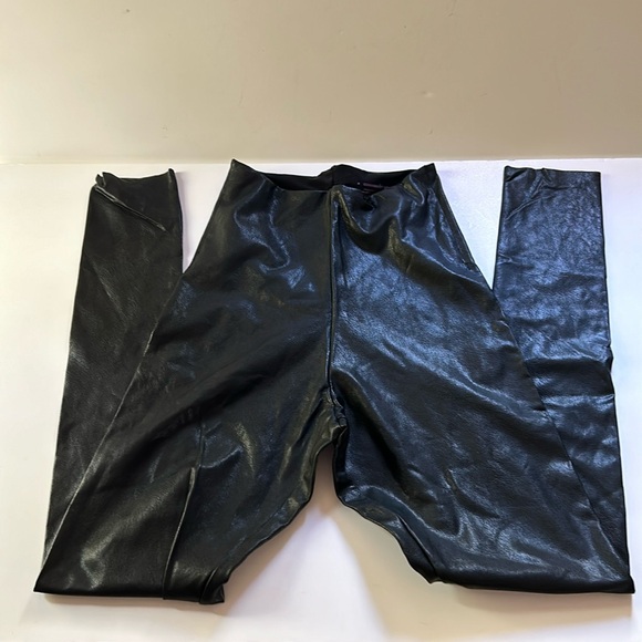 Commando | Perfect Control Faux Leather Legging in Black - S - Picture 4 of 8
